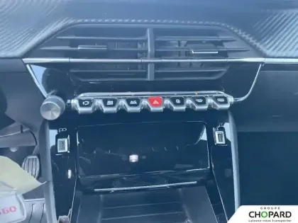 Photo 11 Peugeot 2008  PureTech 130 S&S EAT8