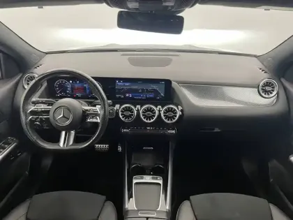 Photo 60 Mercedes GLA  250 e 8G-DCT