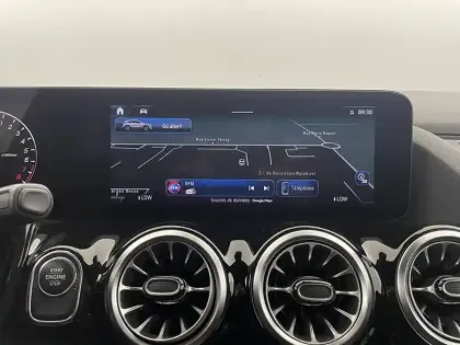 Photo 20 Mercedes GLA  250 e 8G-DCT