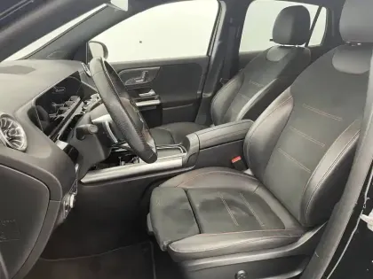 Photo 14 Mercedes GLA  250 e 8G-DCT