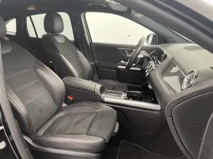 Photo 25 Mercedes GLA  250 e 8G-DCT