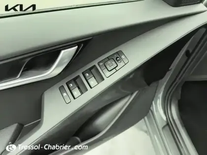 Photo 19 Kia Niro  1.6 GDi 138 ch HEV DCT6 Active