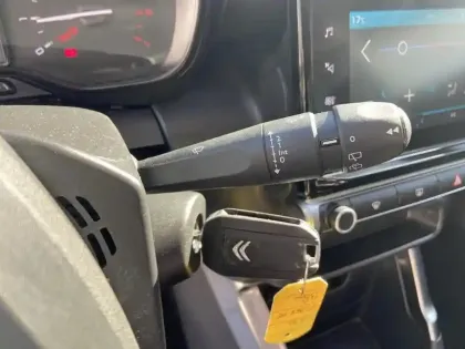 Photo 17 Citroën C3 Aircross  PureTech 110 S&S BVM6 Feel