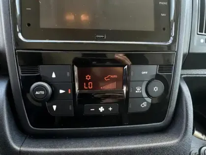 Photo 13 Citroën Jumper II 2.2 BHDI 140 S&S 3.5T L2H2 PD CONNECT