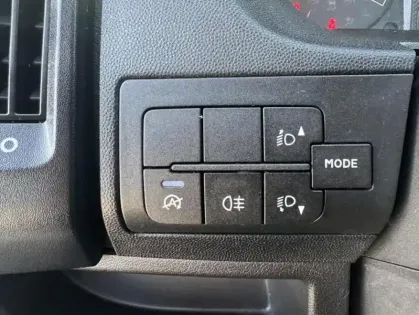 Photo 10 Citroën Jumper II 2.2 BHDI 140 S&S 3.5T L2H2 PD CONNECT