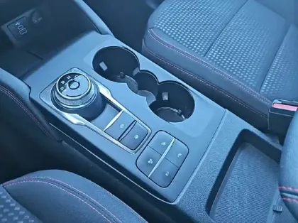 Photo 37 Ford Kuga Gén. III Ph1 ST-Line 5