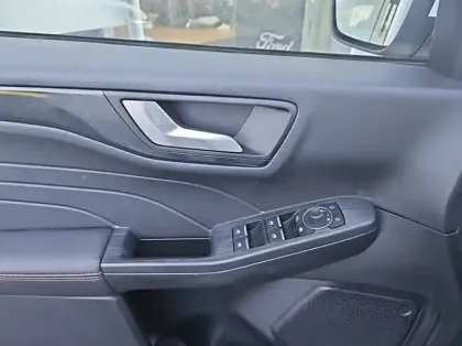 Photo 5 Ford Kuga 2.5 Duratec 225ch PHEV ST-Line BVA