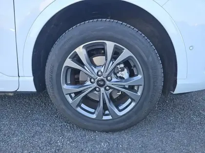 Photo 43 Ford Kuga Gén. III Ph1 ST-Line 5