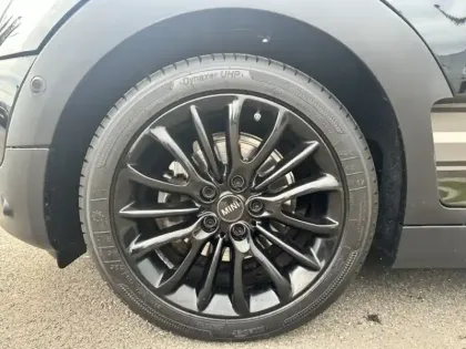 Photo 8 Mini Mini 1.5 102 ch  One Kensington