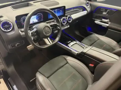 Photo 12 Mercedes GLB 200 d AMG Line