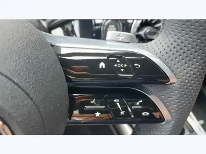 Photo 17 Mercedes GLA 250 e Hybrid EQ 