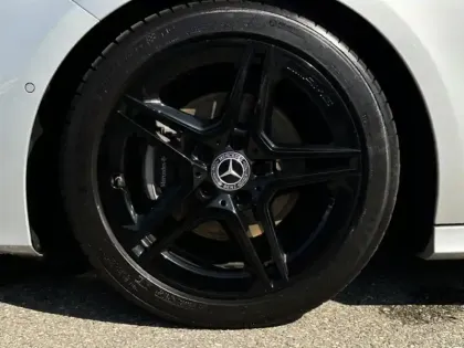 Photo 25 Mercedes Classe A 180 d AMG Line