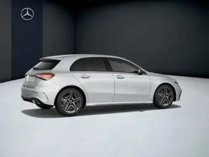 Photo 18 Mercedes Classe A 180 d AMG Line