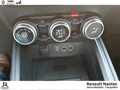 Photo 11 Renault Clio  1.0 TCe 90ch Lutecia