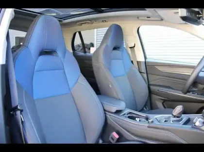 Photo 6 Lynk&co Lynk&co 01 Gén. I Ph1 Base 5