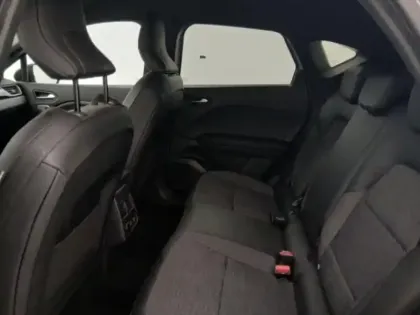 Photo 14 Renault Captur  1.6 E-Tech hybride 145ch Rive Gauche