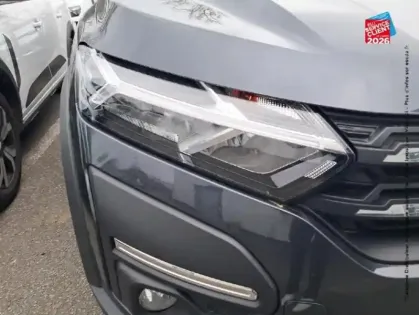 Photo 27 Dacia Sandero  1.0 TCe 90ch Stepway Confort -22