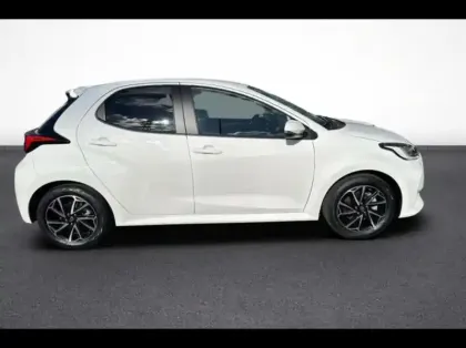 Photo 6 Toyota Yaris  116h Design 5p MC24