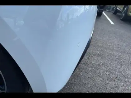 Photo 13 Toyota Yaris  116h Design 5p MC24