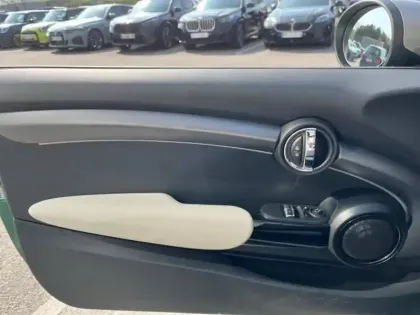 Photo 6 Mini Mini  Cooper SE 184ch Edition Premium Plus BVA 5CV