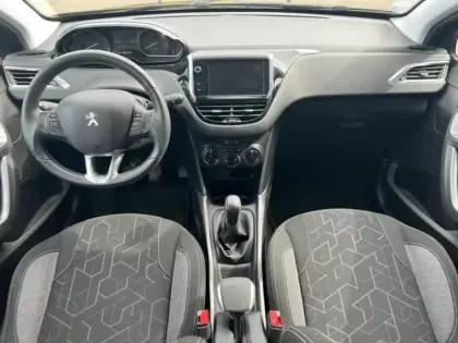 Photo 5 Peugeot 2008  1.2 PureTech 82ch Style