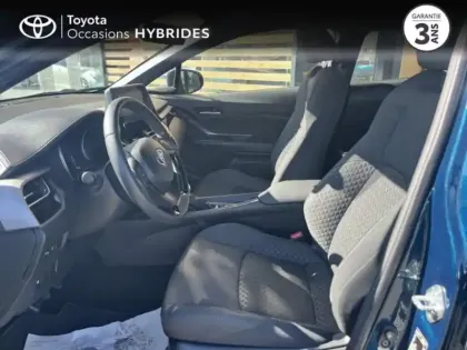 Photo 10 Toyota C-HR  1.8 Hybride 122ch Dynamic E-CVT