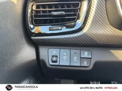 Photo 12 Kia Rio  1.0 T-GDI 120ch MHEV GT-Line