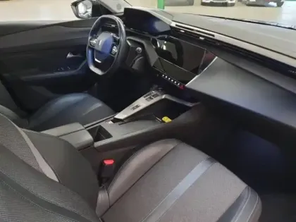 Photo 18 Peugeot 308 Gén. III Ph1 Allure Pack 5