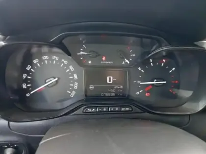 Photo 12 Citroën C3  1.2 PureTech 110ch S&S Shine 120-123g