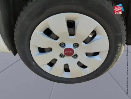 Photo 9 Fiat Panda Gén. III Ph1 NG Pop 5