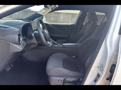 Photo 9 Toyota C-HR  1.8 Hybride 140ch Design MY25