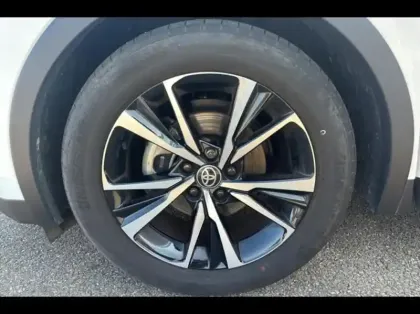 Photo 14 Toyota C-HR  1.8 Hybride 140ch Design MY25