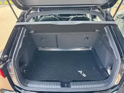 Photo 8 Audi A3  Sportback 30 TFSI 110ch Mild Hybrid Design S tronic 7