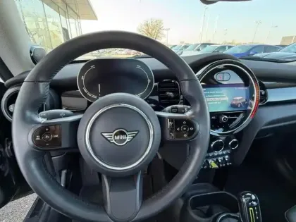 Photo 5 Mini Mini  Cooper SE 184ch Edition Premium Plus BVA 5CV