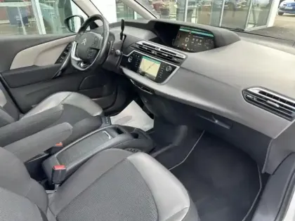 Photo 14 Citroën C4 Picasso Grand C4 SpaceTourer BlueHDi 130ch S&S Shine EAT8 E6.d-TEMP