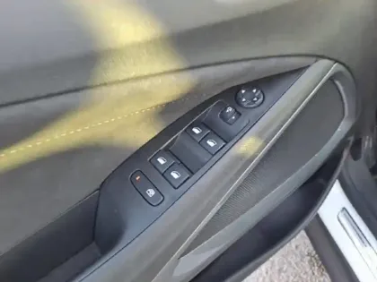 Photo 12 Opel Crossland  1.2 Turbo 130ch  Ultimate BVA