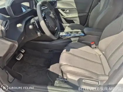 Photo 8 Peugeot 2008  1.2 Hybrid 145ch GT e-DCS6