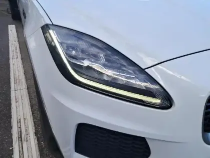 Photo 12 Jaguar E-Pace Gén. I Ph1 Evo R-Dynamic S 5