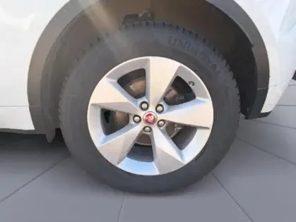 Photo 9 Jaguar E-Pace Gén. I Ph1 Evo R-Dynamic S 5