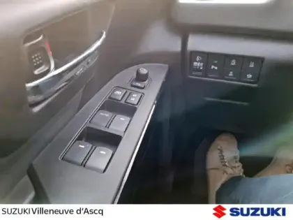 Photo 14 Suzuki S-Cross  1.4 Boosterjet Hybrid 110ch Xplore Auto MY26 Série spéciale