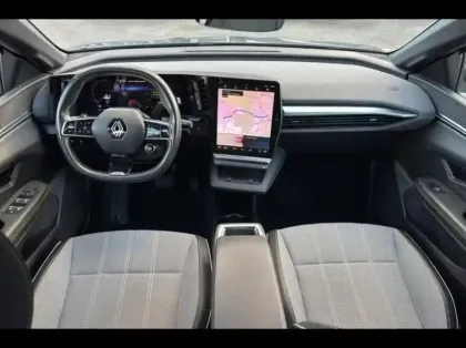 Photo 8 Renault Megane  E-Tech Electric EV60 220ch Techno super charge -C