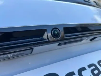 Photo 7 Peugeot 2008 Gén. II Ph2 Allure 5