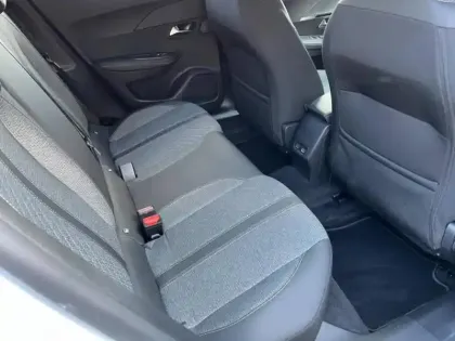 Photo 8 Peugeot 2008 Gén. II Ph2 Allure 5