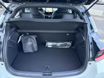 Photo 12 Toyota Yaris  130h Collection 5p MY25