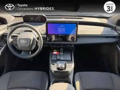 Photo 7 Toyota C-HR + 224ch 77kWh Design Grande Autonomie