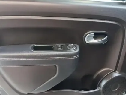 Photo 14 Renault Twingo  1.0 SCe 65ch Urban Night