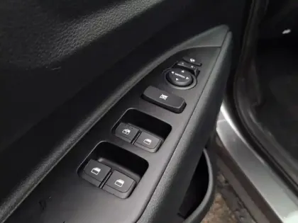 Photo 13 Kia Stonic  1.0 T-GDi 100ch Active DCT7