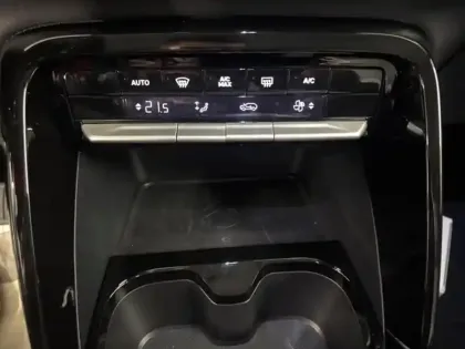 Photo 11 Citroën C3 Aircross  1.2 Hybride 145ch MAX