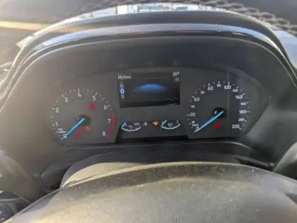 Photo 7 Ford Fiesta Gén. V Ph2 Titanium Business 5