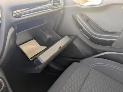 Photo 14 Ford Fiesta Gén. V Ph2 Titanium Business 5